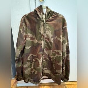 Obey Worldwide Propaganda vintage camouflage windbreaker Medium Shepard Fairey